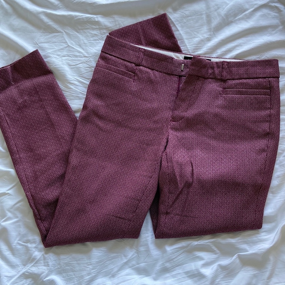 Banana Republic red patterned womens petite dress pants!